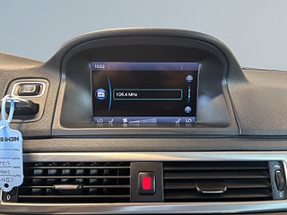 Volvo V70 D4 AWD Geartronic Dragkrok/M-värm/D-värm/P-sens – bild 11