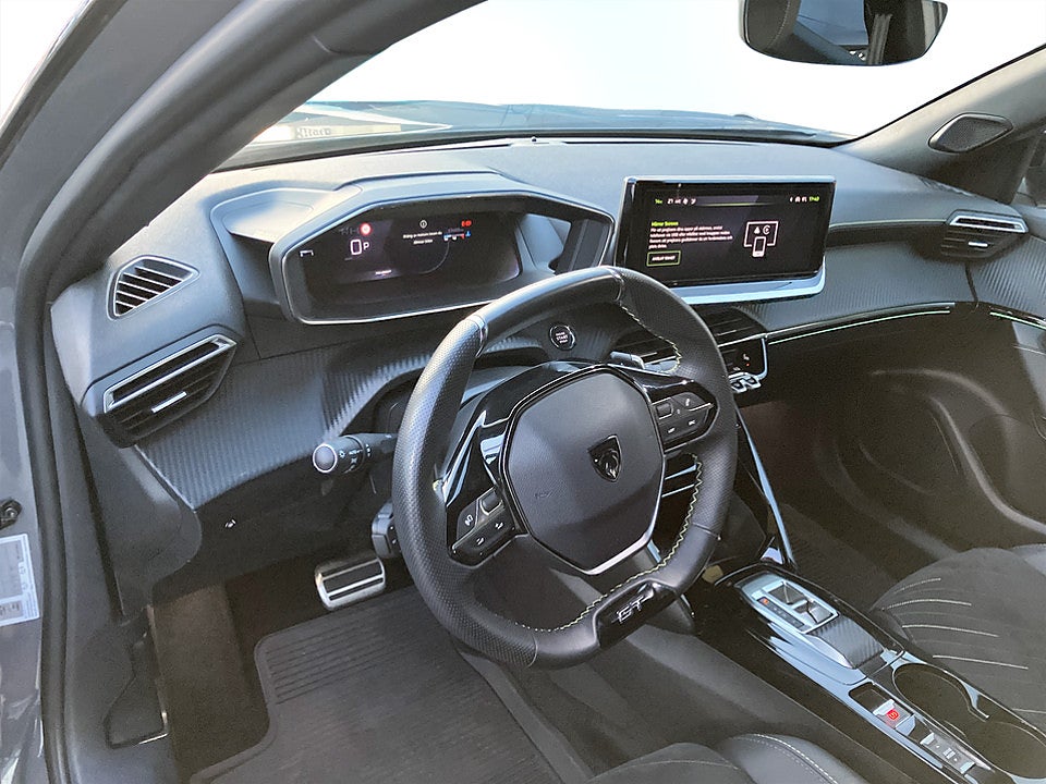 Bild på Peugeot 2008 GT 1.2 PT 130hk Aut B-KAMERA CARPLAY