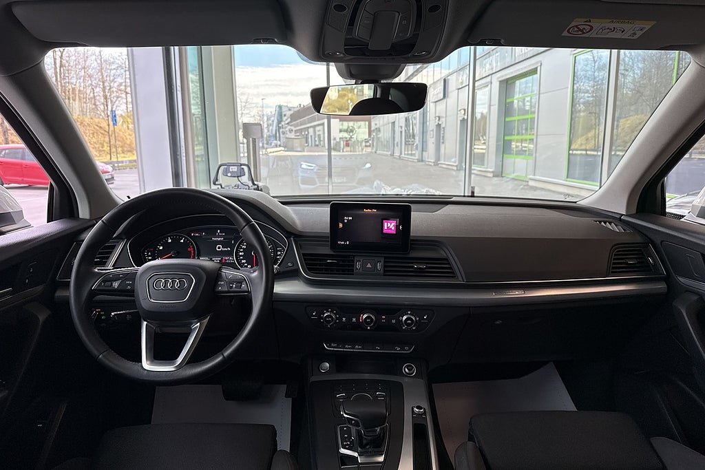 Audi Q5 2.0 TDI quattro S Tronic P-Sensorer/Dvärm/Drag/BT