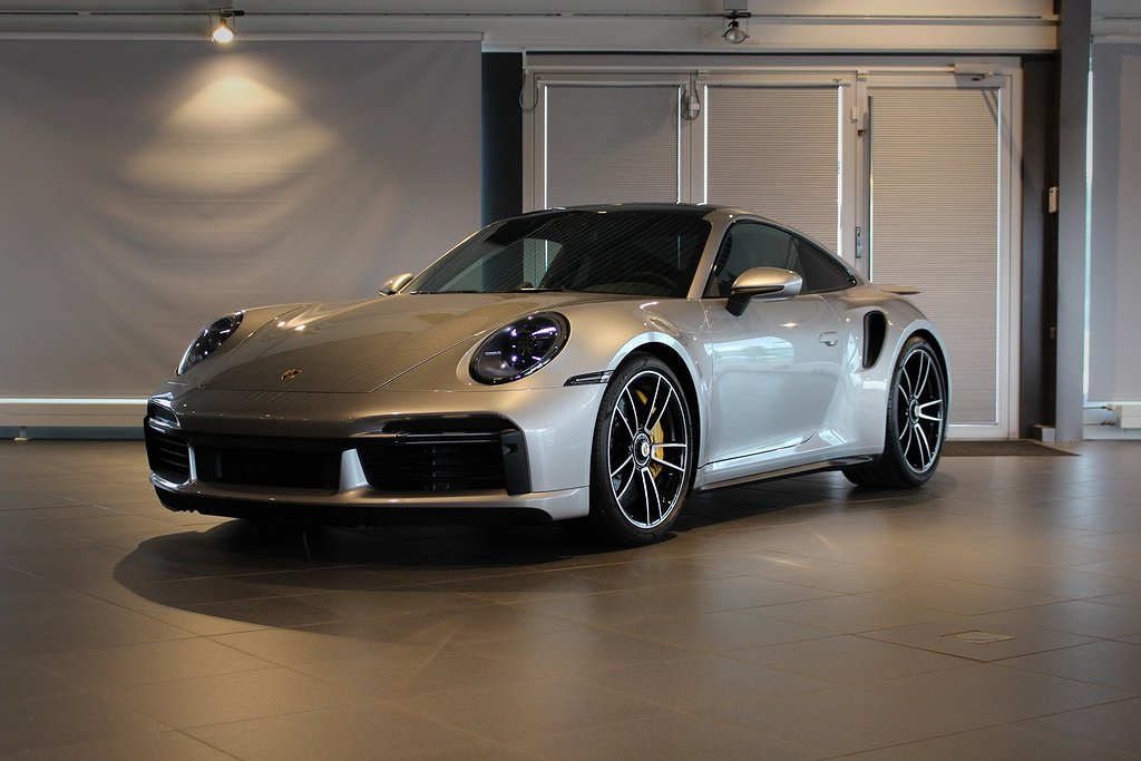 Porsche 911 992 Turbo S 650hk Svensksåld