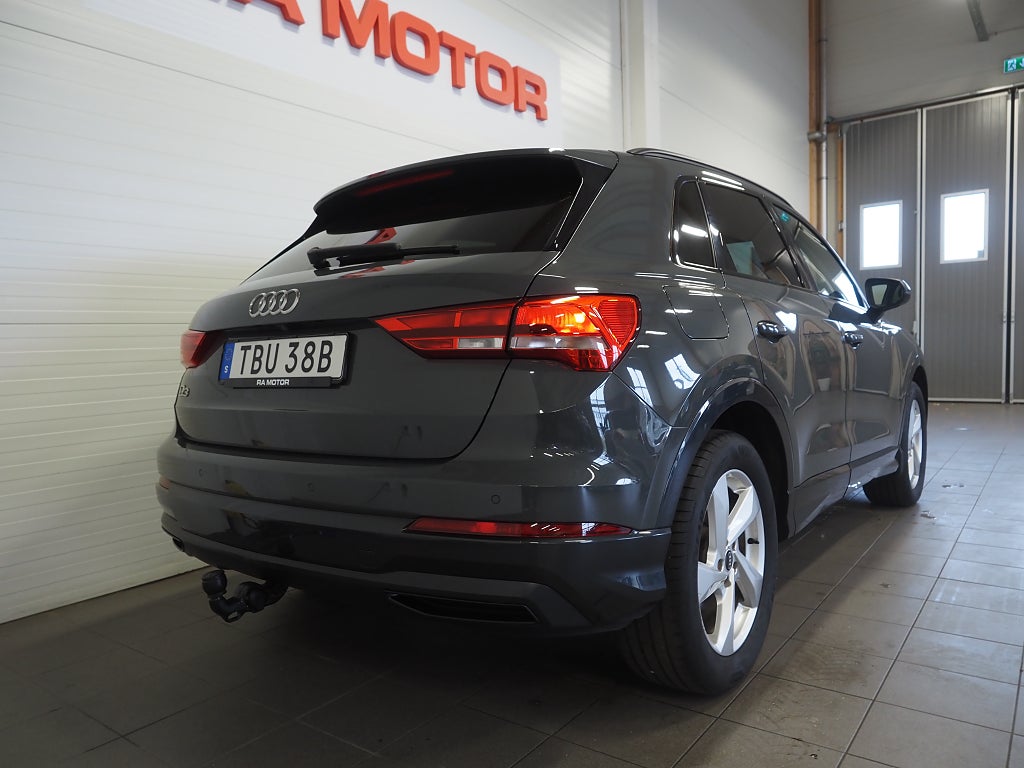 Audi Q3 35 TFSI 150hk MHEV Proline Adv |Drag|Värmare|Kamera| 2022