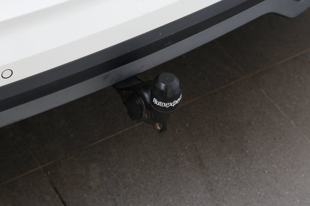 Skoda Kamiq 1,0 TSI Ambition 115hk Kamera Panorama Drag 2021