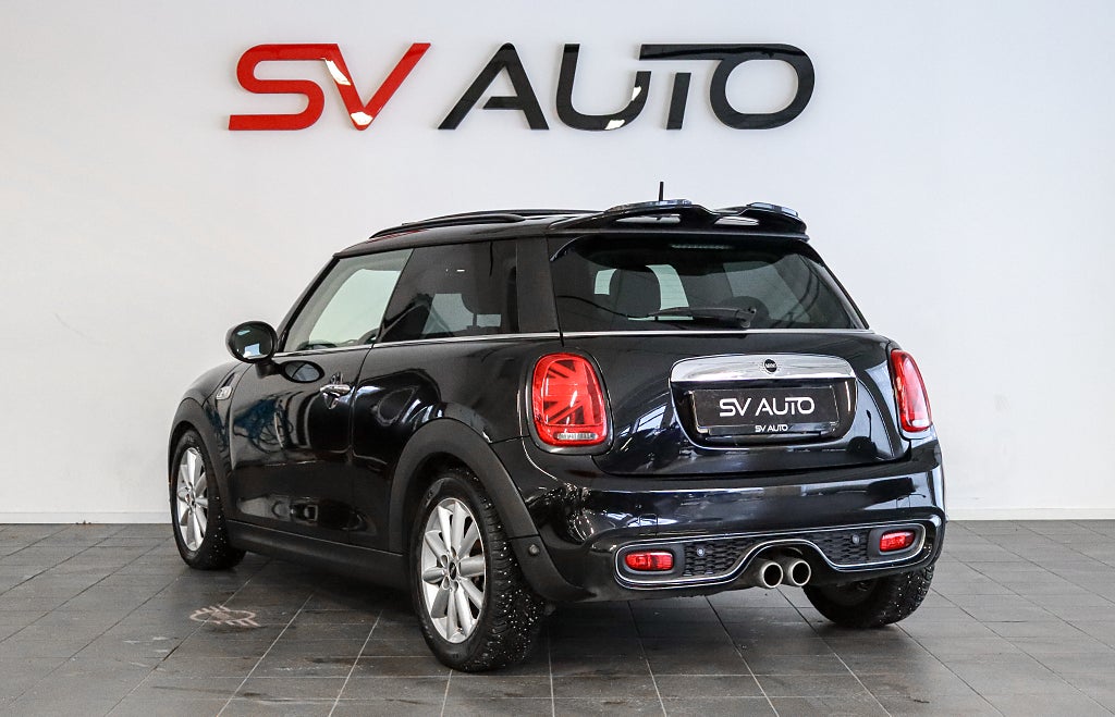 MINI Cooper S 3-dörrars DCT Chili II Panorama H/K Navi