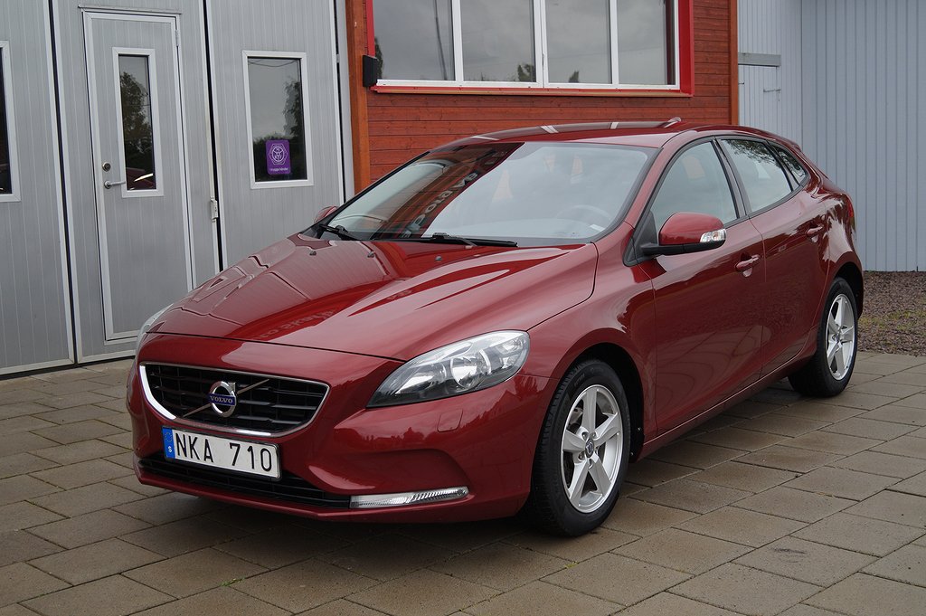 Volvo V40 D2 Kinetic Bluetooth S-V Hjul