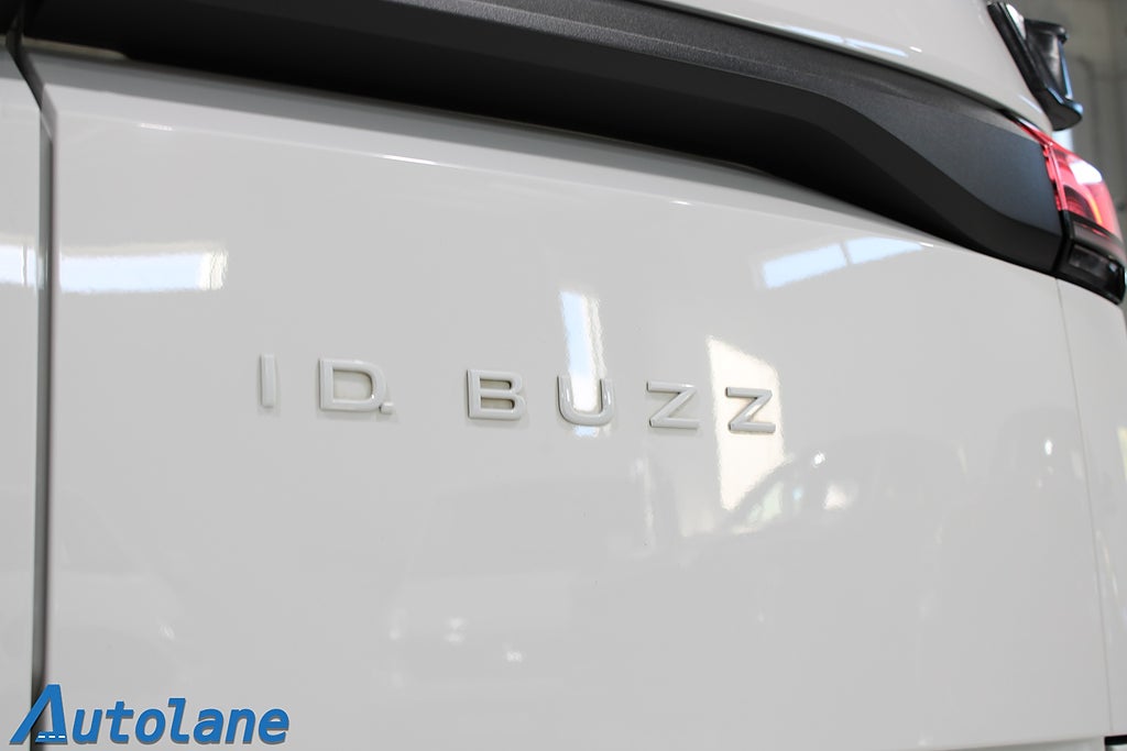 Volkswagen ID. Buzz Cargo 82kWH 204hk Dragkrok,GPS,Kamera,P-Värmare