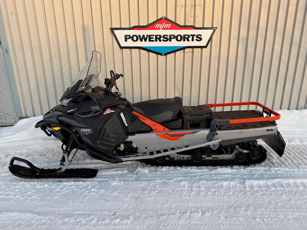 Lynx 69 Ranger Pro 900 Ace  Moms! 