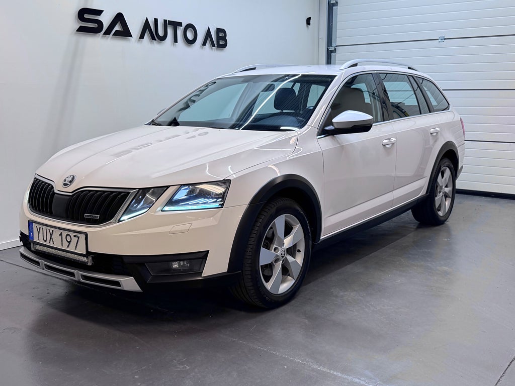 Skoda Octavia Scout 2.0 TDI SCR 4x4 | Värmare | Rattvärme | ACC | Bluetooth