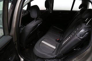 Minibuss BMW 218 21 av 24