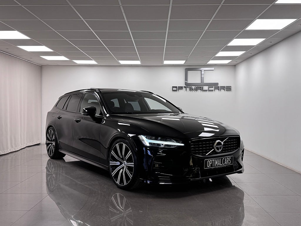 Volvo V60 D4  R-Design Panorama H&K Black Edition HUD Navi