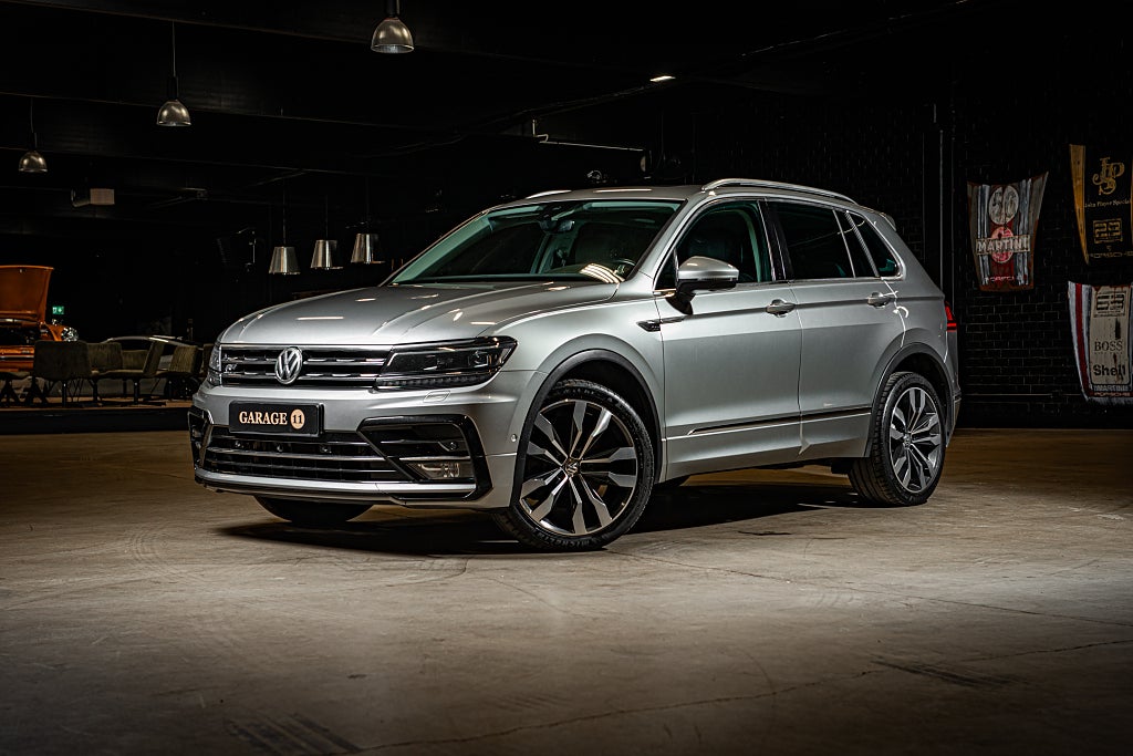 Volkswagen Tiguan 2.0 TSI 4Motion / R-line / 360 / HUD / Pano / Drag