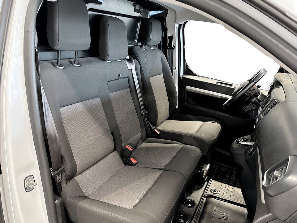 Bild på Citroën Jumpy Bus Pre 2.0 BHDi 145hk Aut L3 WEBASTO B-KAMERA