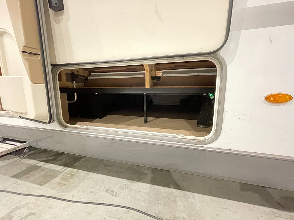 Bürstner Argos 747 /ALDE / Hyd-stöd / AC / Drag / Litium / Inverter / Aut - Bürstner