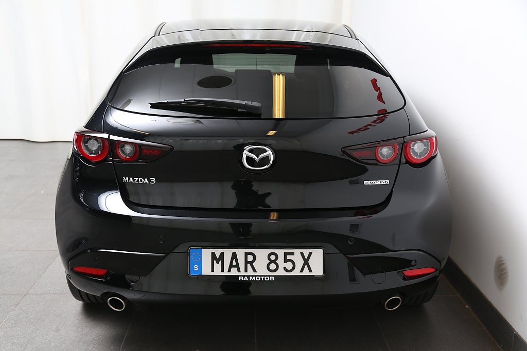 Mazda 3 Hatchback 2,0 SKYACTIV-G M Hybrid NAGISA BOSE Head-up 2024