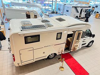 Husbil-halvintegrerad Adria MATRIX SUPREME M 687 SL 6 av 36