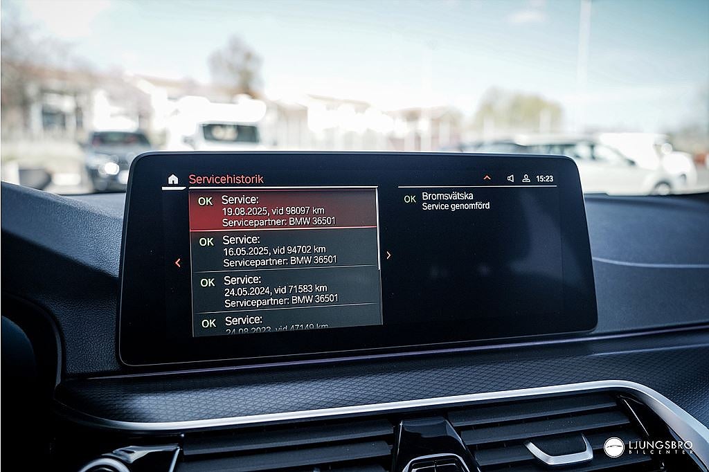 BMW 520 d xDrive Innovation M-Sport 190hk / HUD / PANO / 360