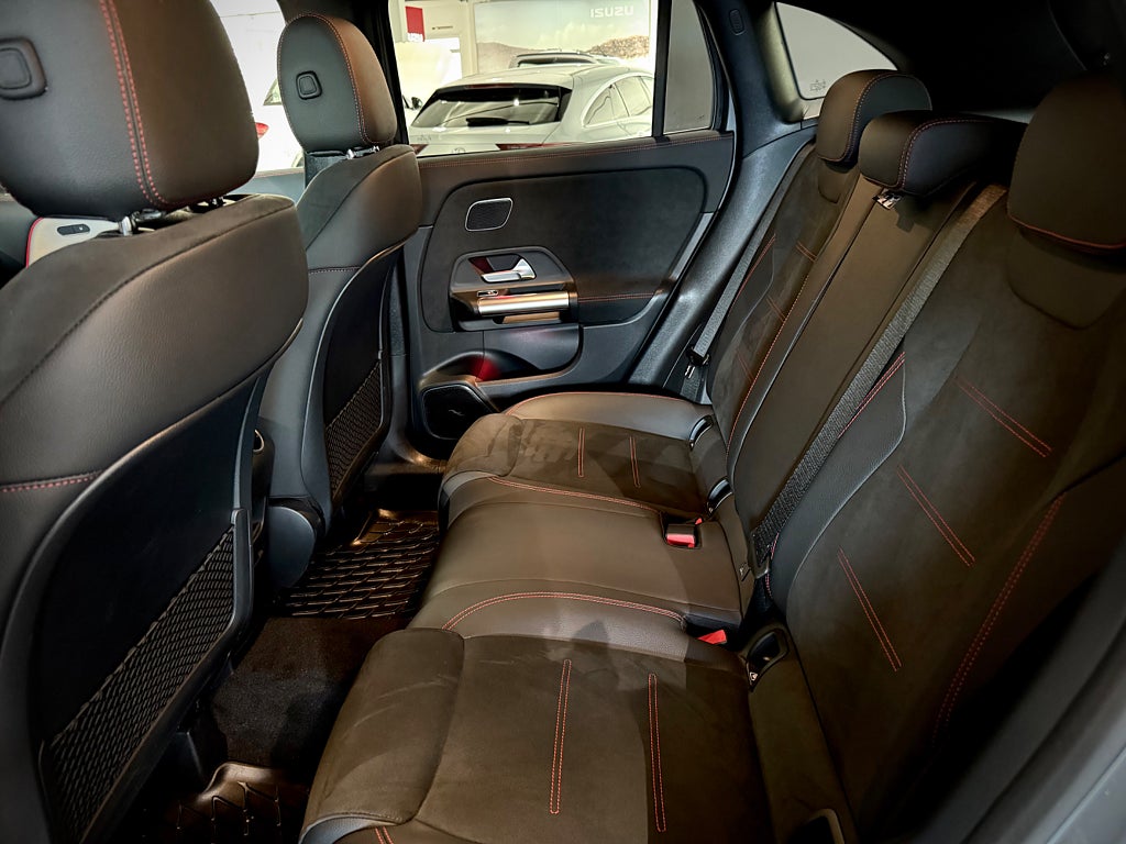 Mercedes-Benz GLA 200 AMG Drag Premium Burmester - bild 21