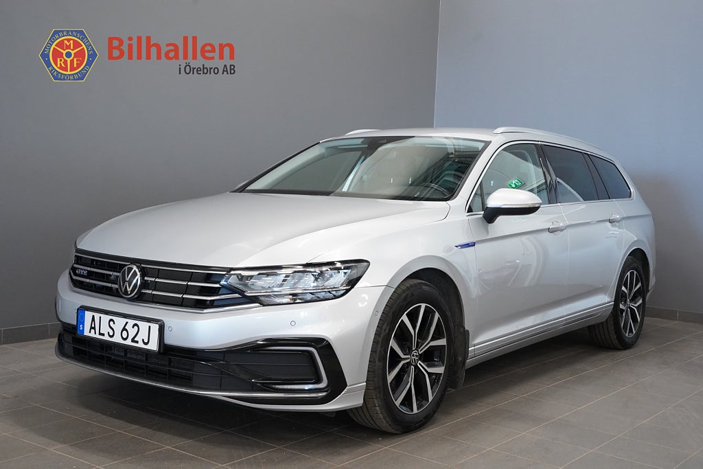 Volkswagen Passat Sportscombi GTE 1.4 TSI Cockpit Kamera Värmare