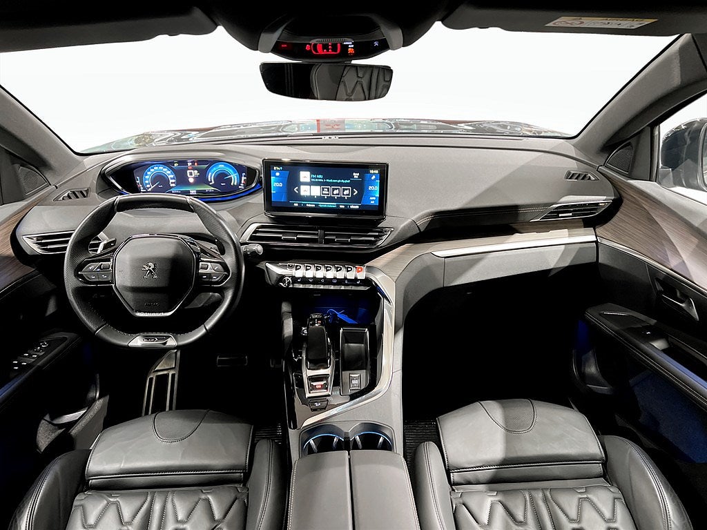 Bild på Peugeot 3008 GT Ultimate Hybrid4 300hk Aut AWD - skinn, Drag