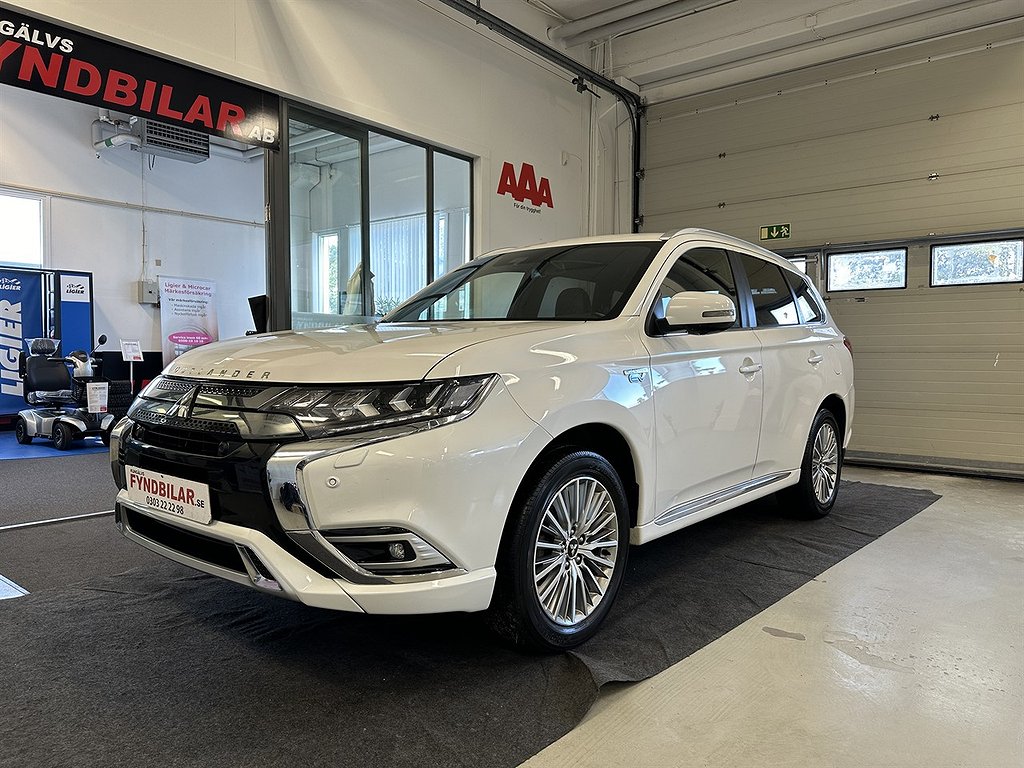 Mitsubishi Outlander PHEV CVT, 224hk Business X Drag Nav B-kam