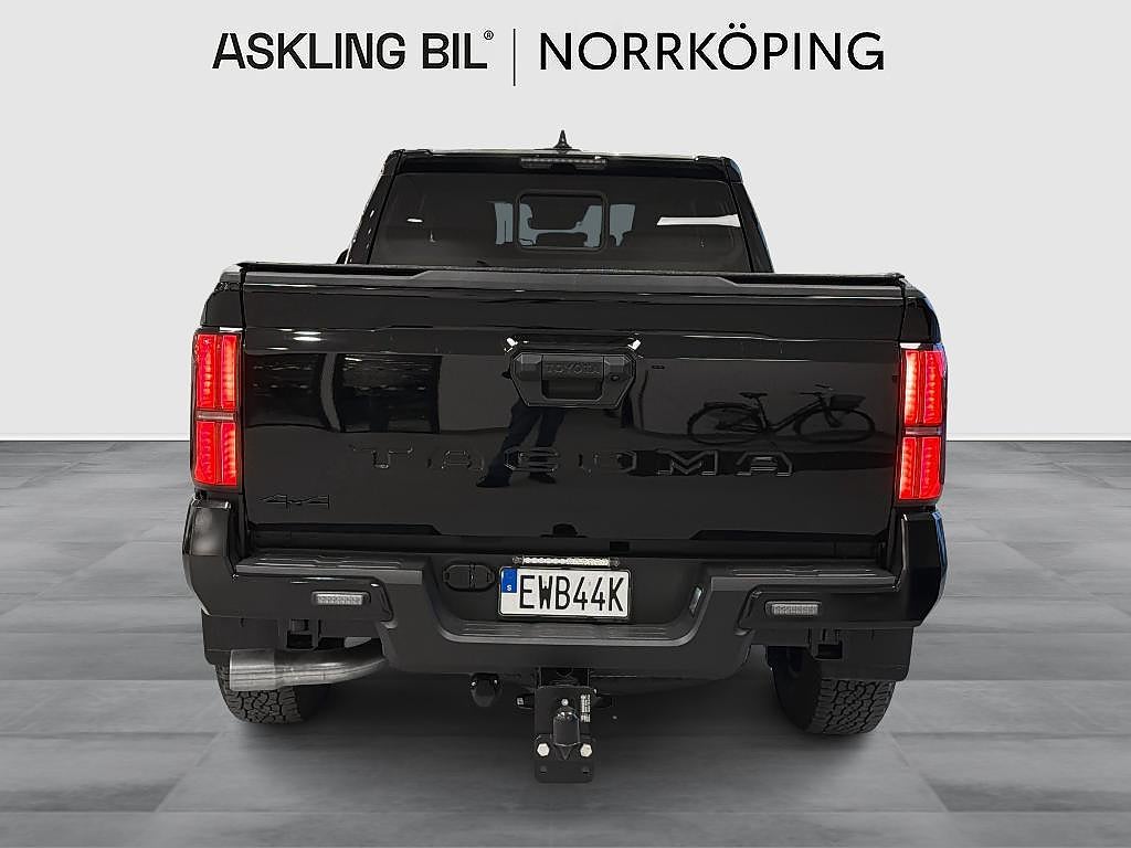 Toyota Tacoma 2025 - miniatyr 4