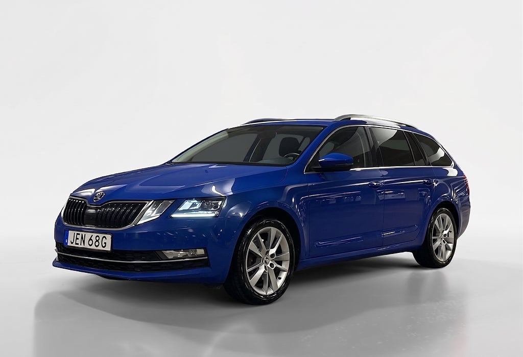 Skoda Octavia Kombi STYLE 1.5 TSI ACT PREMIUM DRAG VÄRM NAVI CARPLAY