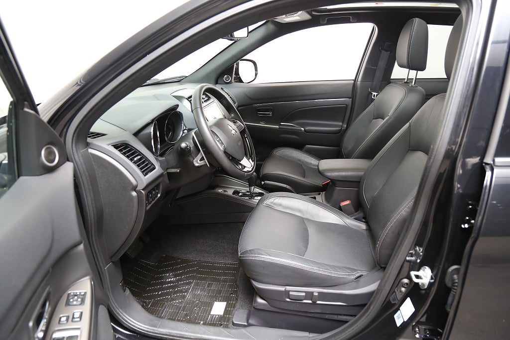 Mitsubishi ASX 2,0 150hk Business 4WD Aut Pano Skinn P-Värmare Drag 2020