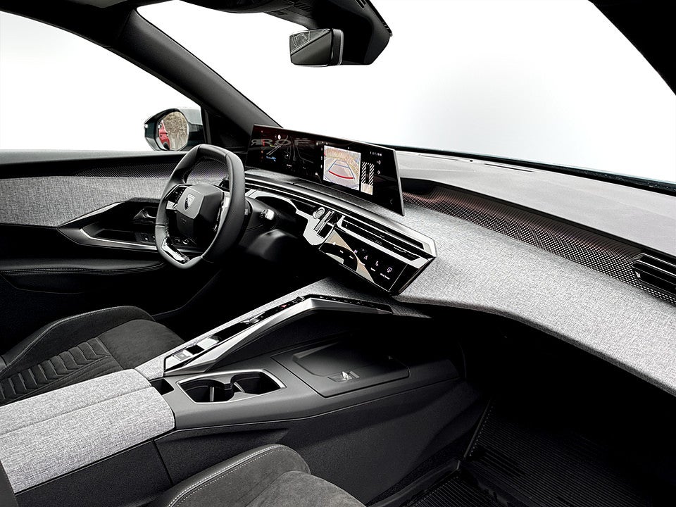 Bild på Peugeot E-3008 GT - DEMO