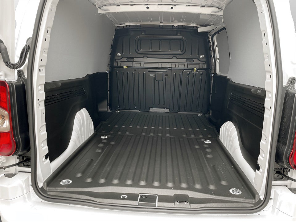 Bild på Opel Combo-e Elite 136hk L1