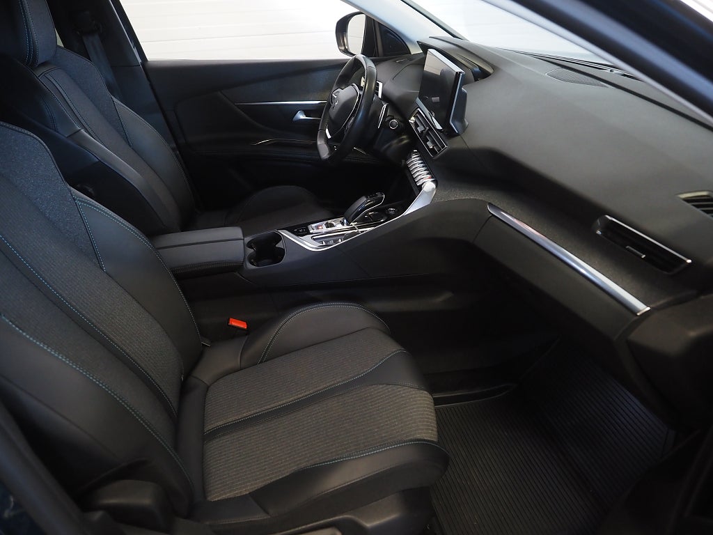 Peugeot 3008 Allure 300HK AWD Plug in Hybrid |Drag|Kamera|Navi| 2022