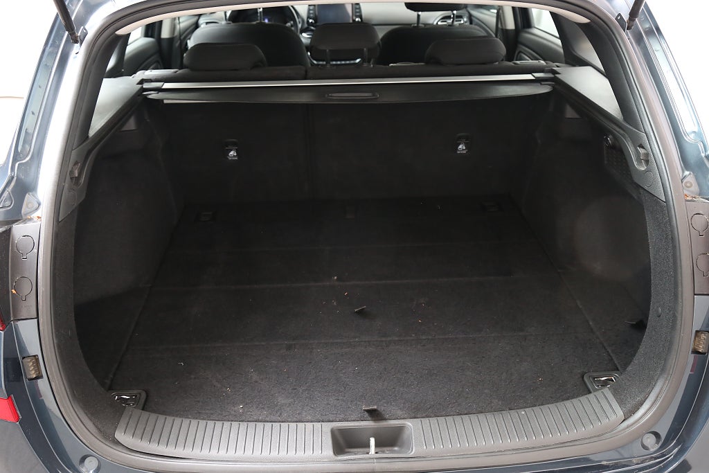 Hyundai i30 1,0 T-GDi 120hk MHEV Essential Kombi Aut Kamera Carplay 2023