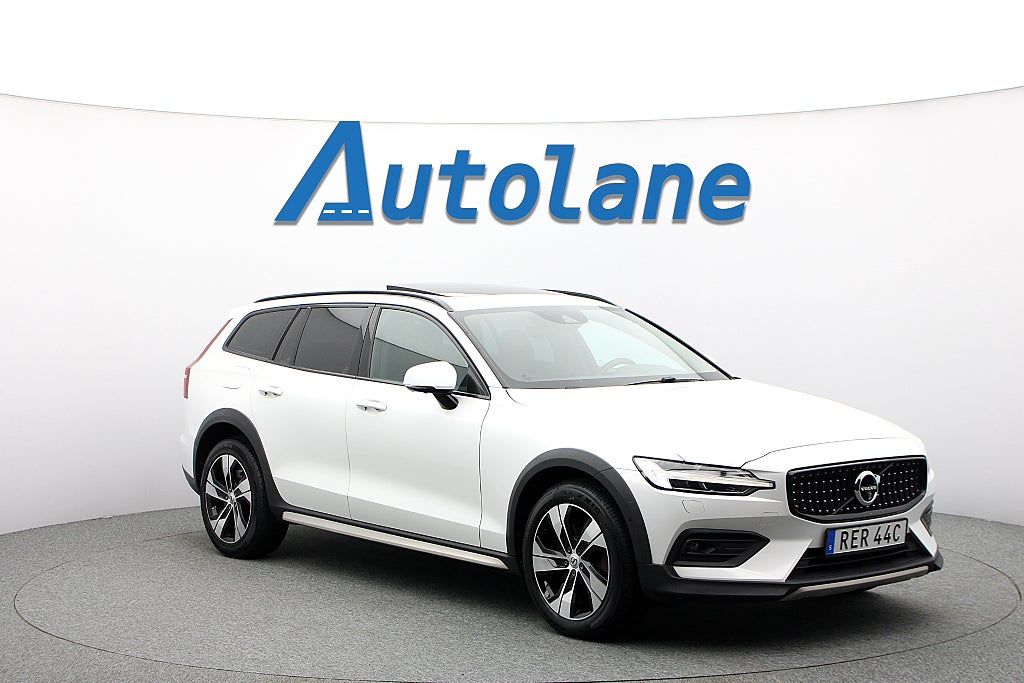 Volvo V60 Cross Country D4 AWD Advanced SE, Skinn, 360°, Pano, Värmare 190hk
