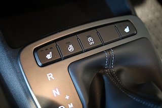 Halvkombi Hyundai i10 19 av 20