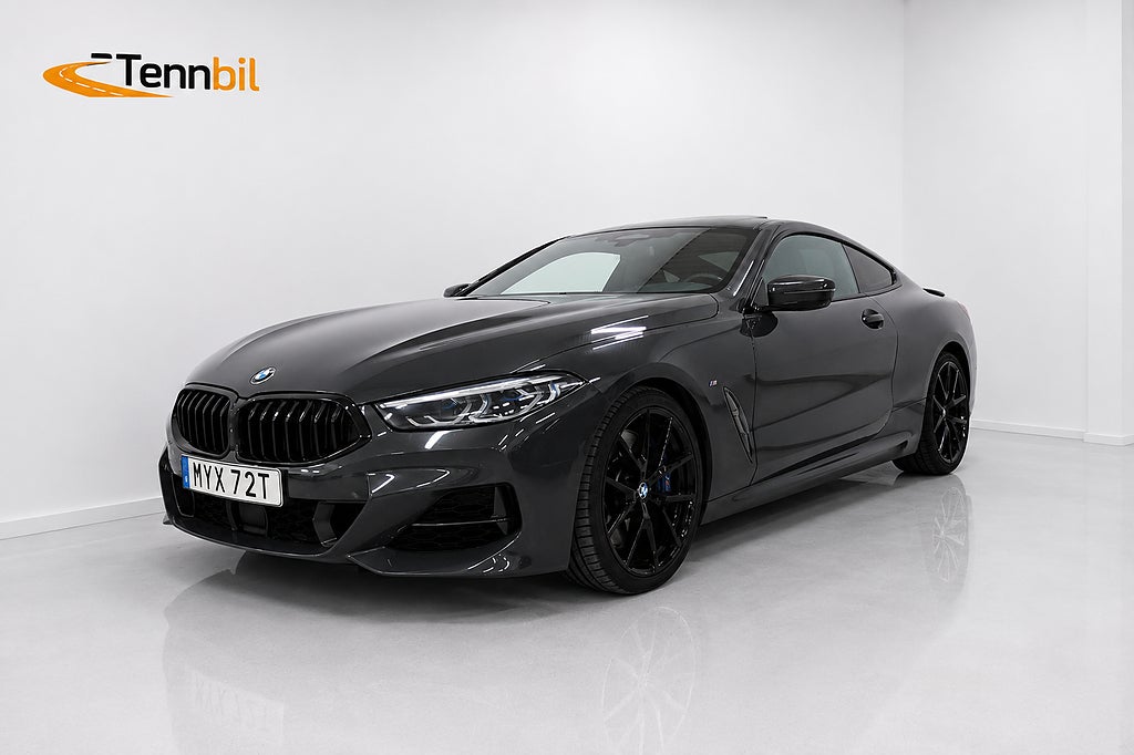 BMW M850i xDrive Coupé 360 B&W P-värme LASER Kolfiber HuD 530hk