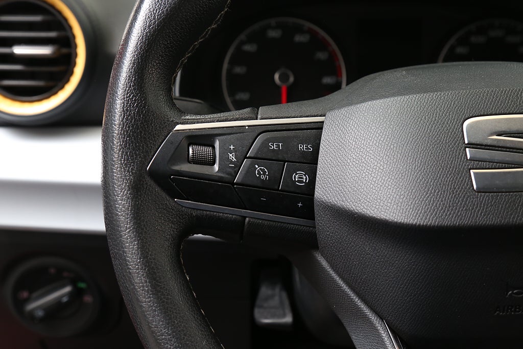 Seat Ibiza 1,0 TSI 110hk Style DSG CarPlay Dragkrok 2022