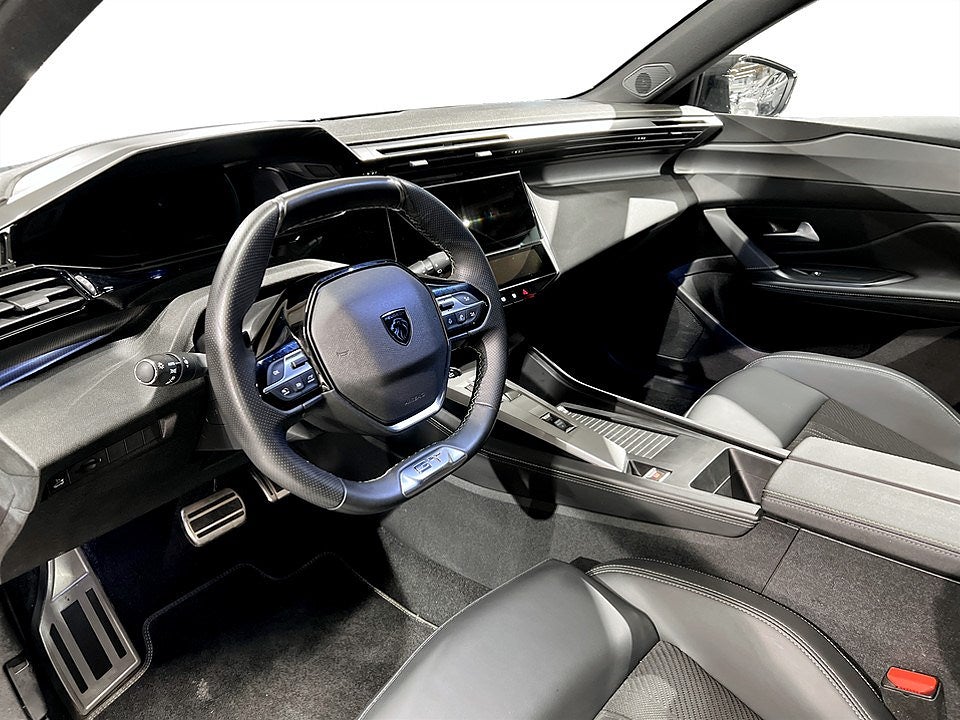 Bild på Peugeot 308 SW GT 1.2 PT 130hk Aut - B-KAMERA, NAV,CAPRLAY