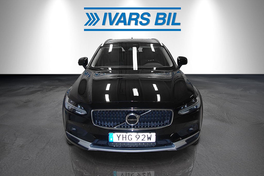 Volvo V90 Cross Country V90 D4 Cross Country AWD (190hk) Momentum