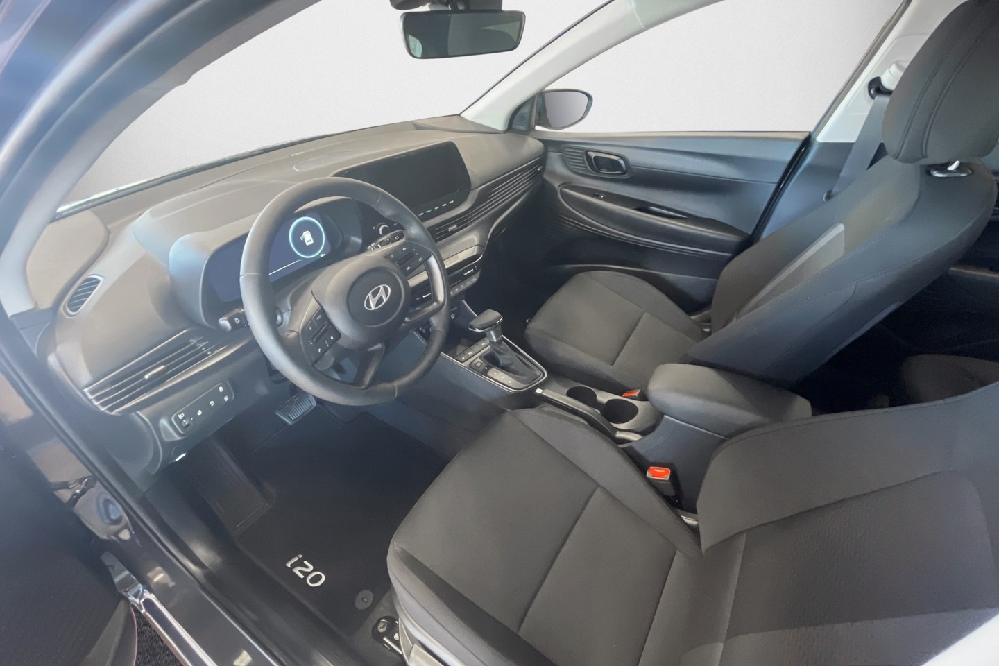 Hyundai i20 1.0 T-GDI 90Hk Essential AUT 2026, bild 4/33