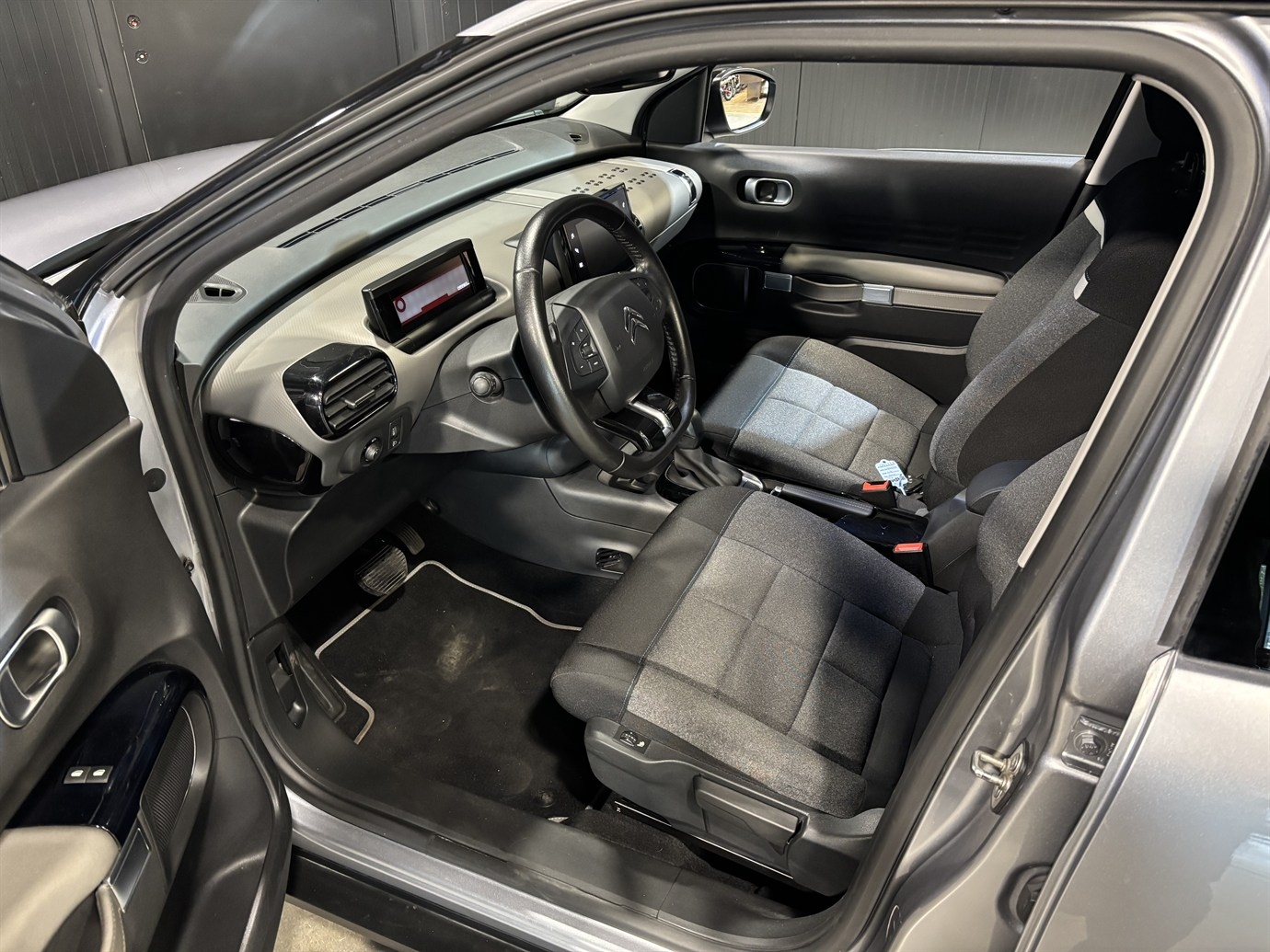 Citroen C4 Cactus 2020, bild 7/10