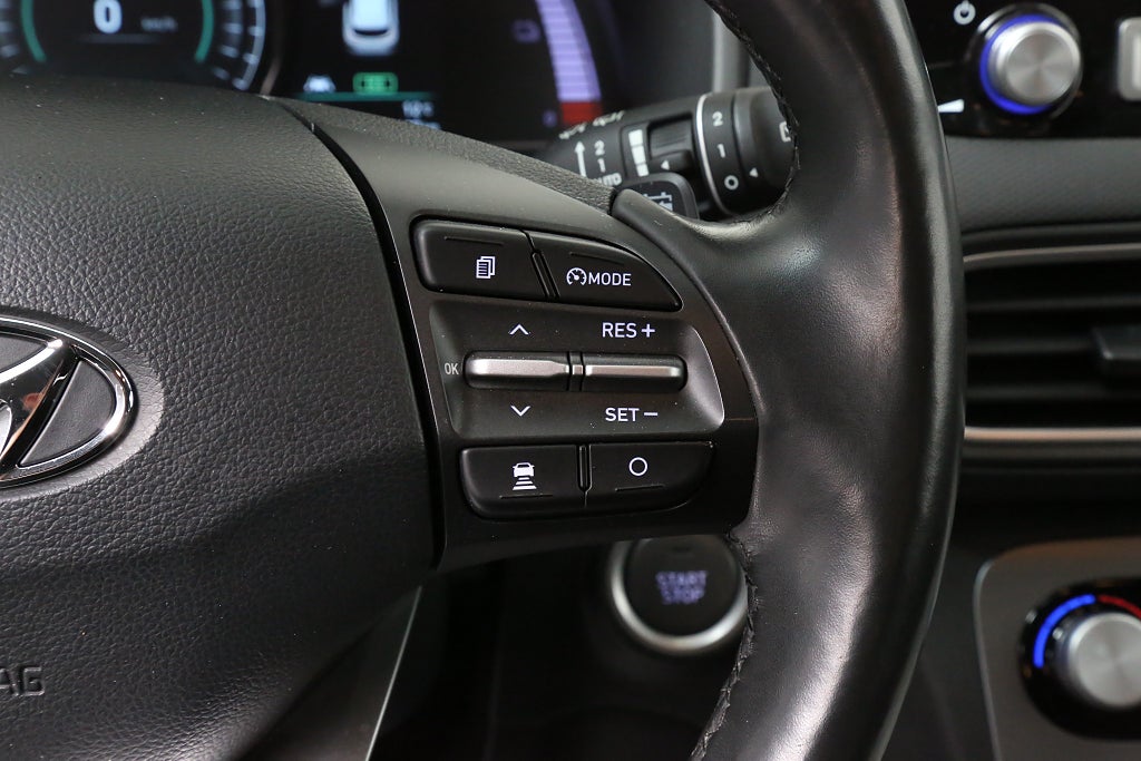 Hyundai Kona Electric 64 kWh Premium 204hk Skinn Head-up KRELL 2020