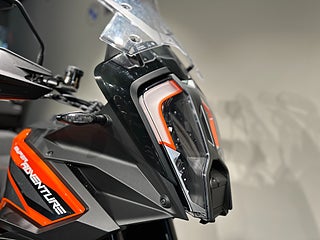 KTM 1290 Super Adventure S / Tech pack / 3 väskor / Endast 1302 mil!
