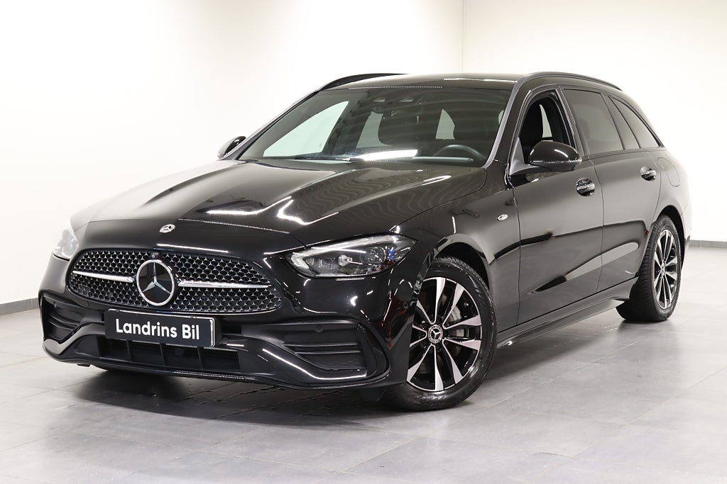 Mercedes-Benz C300 de 300 de 4MATIC AMG Dragkrok Panorama