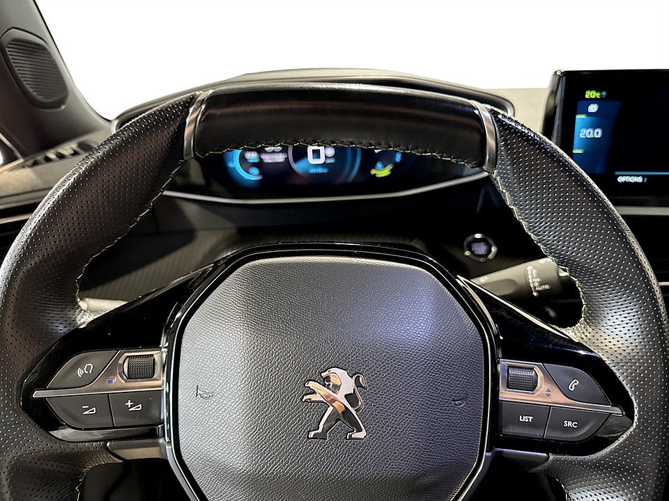 Bild på Peugeot E-2008 GT 50 kWh 136hk Aut B-KAMERA CARPLAY