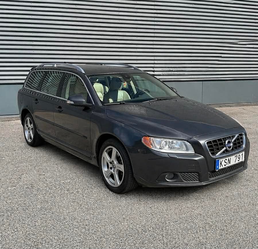 Volvo V70 D3 Geartronic Summum Euro 5