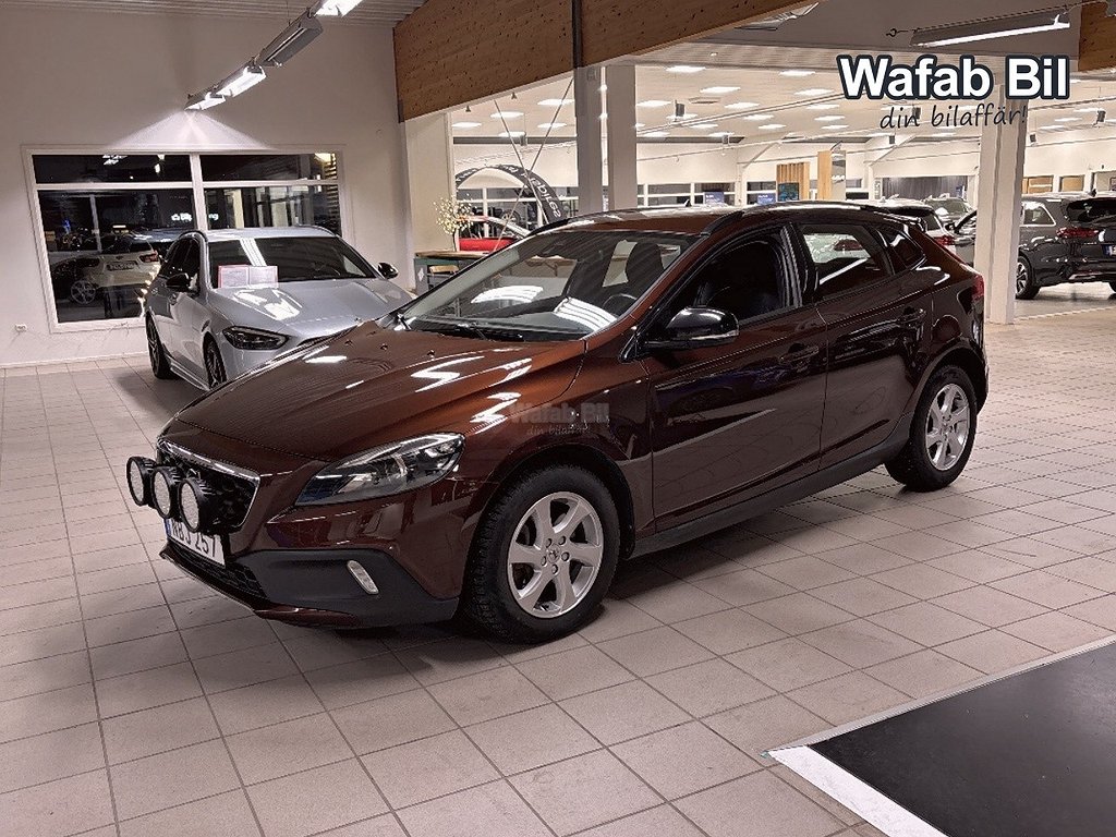 Volvo V40 Cross Country D3 Momentum 