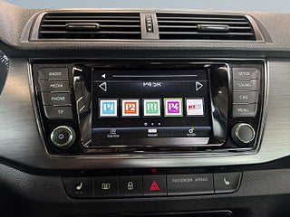 Skoda Fabia 1.0 TSI Style S&V-hjul Carplay Parkeringssensorer – bild 11
