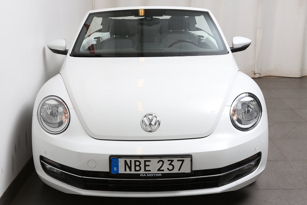 Volkswagen Beetle Cabriolet 1,2 TSI BMT Base 105hk 2016