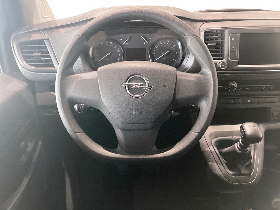 Bild på Opel Vivaro Business 2.0 BHDi 145hk L3 KAMPANJRÄNTA 3,99%