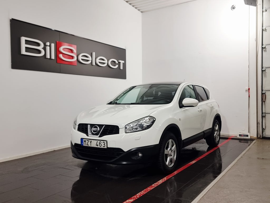 Nissan Qashqai 1.6 dCi Euro 5 Ny Servad GPS Dragkrok Panorama 6 Växel