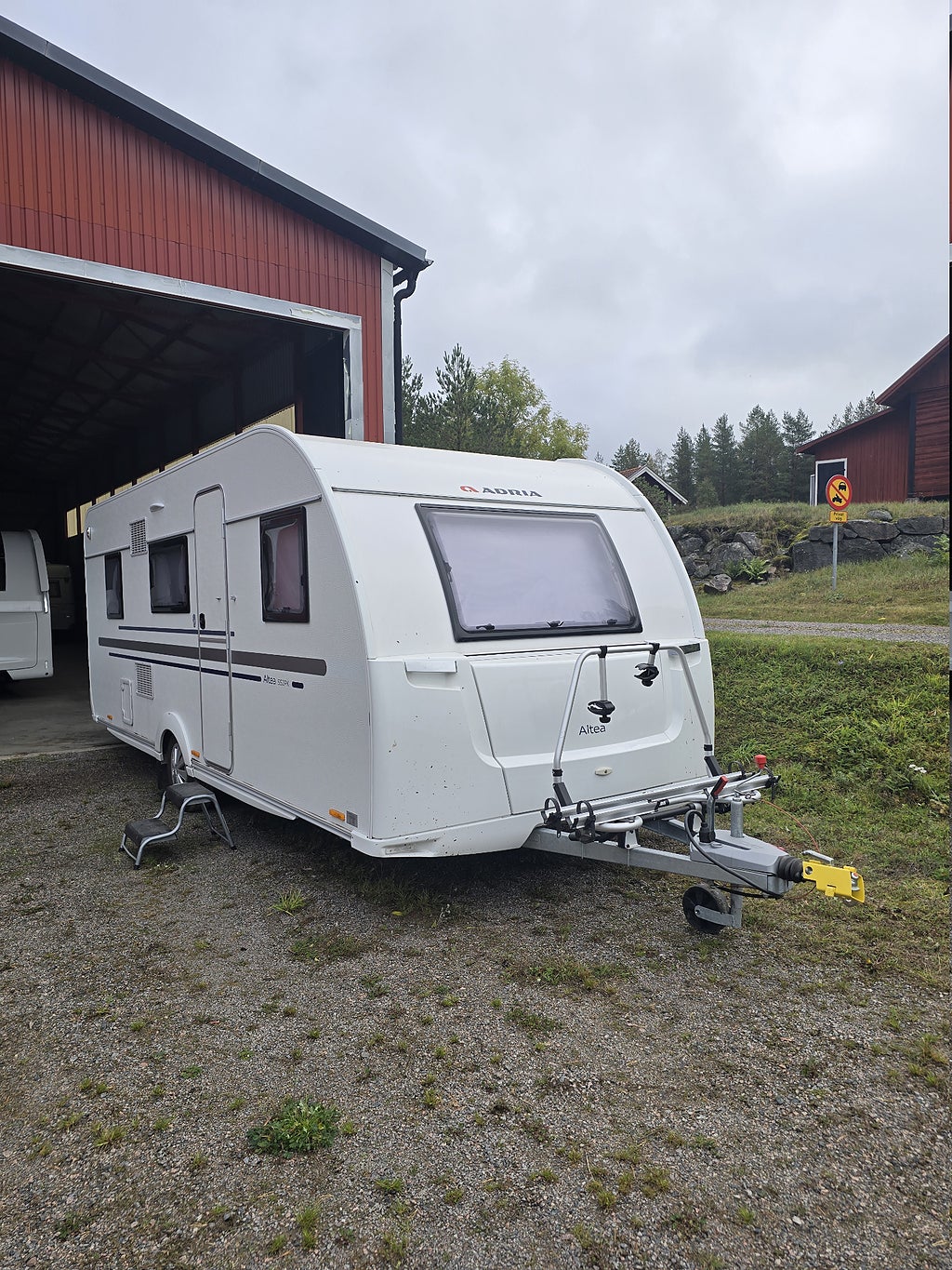 Adria Altea 552 PK "lufttält"