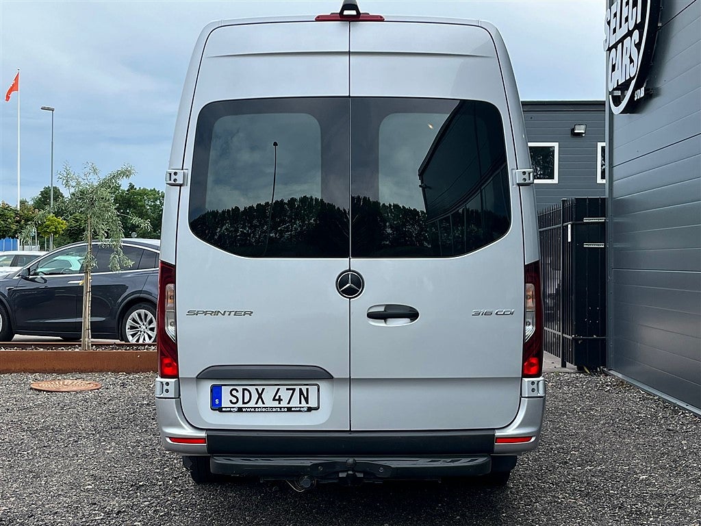 Mercedes-Benz Sprinter 2019 - miniatyr 7